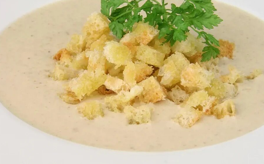 Крем-суп из белых грибов: ароматное угощение на зиму