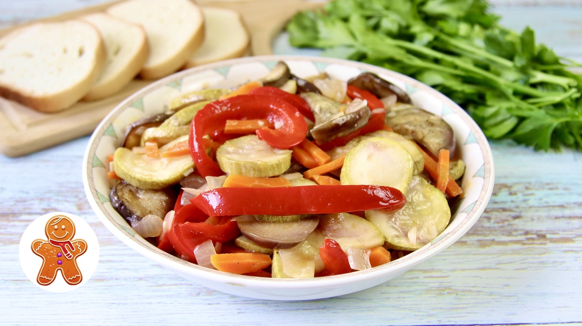 Простая и аппетитная овощная закуска «Любимая»