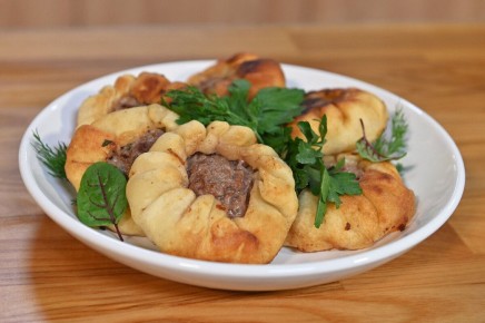 Как приготовить идеальные беляши: секреты от Григория Мосина