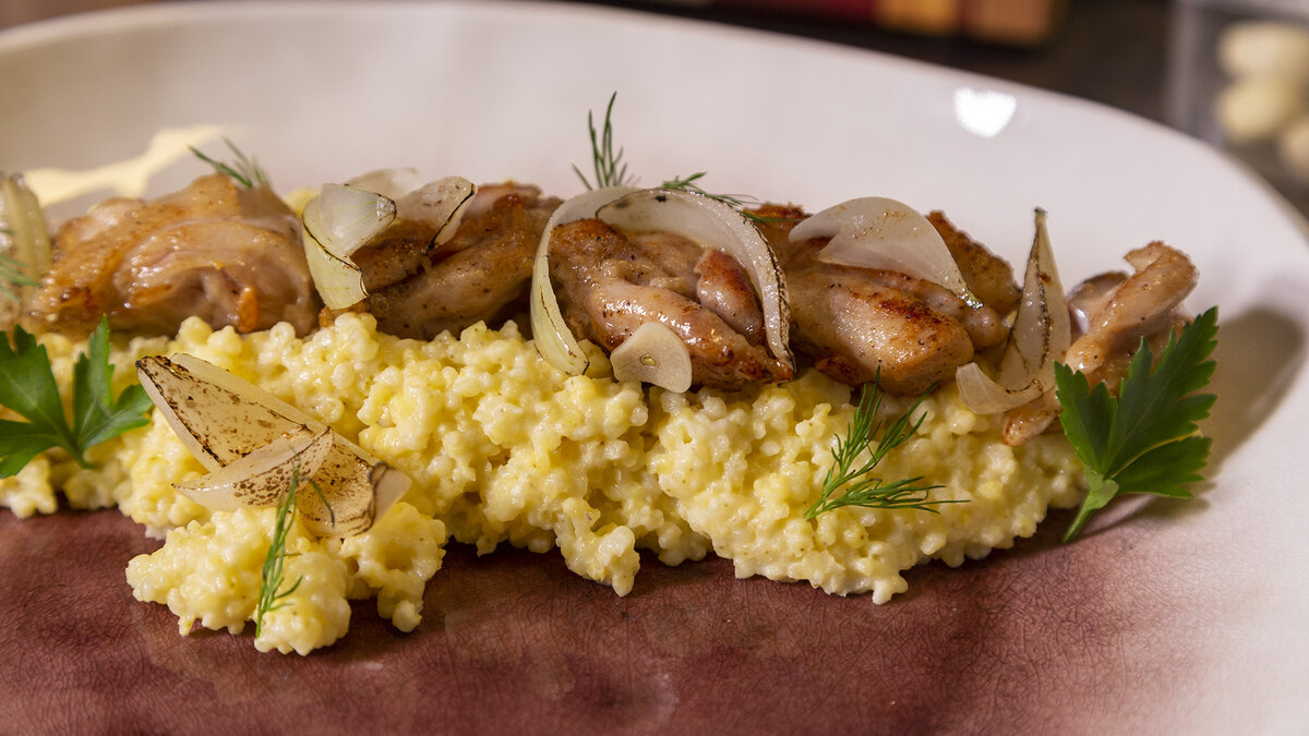 Пшенная каша с куриными ножками: простой и изысканный ужин