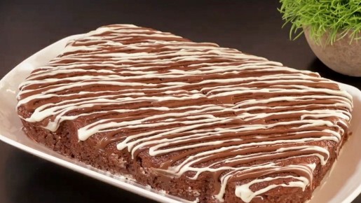 Шоколадный пирог без хлопот: мастерим лакомство всего за час