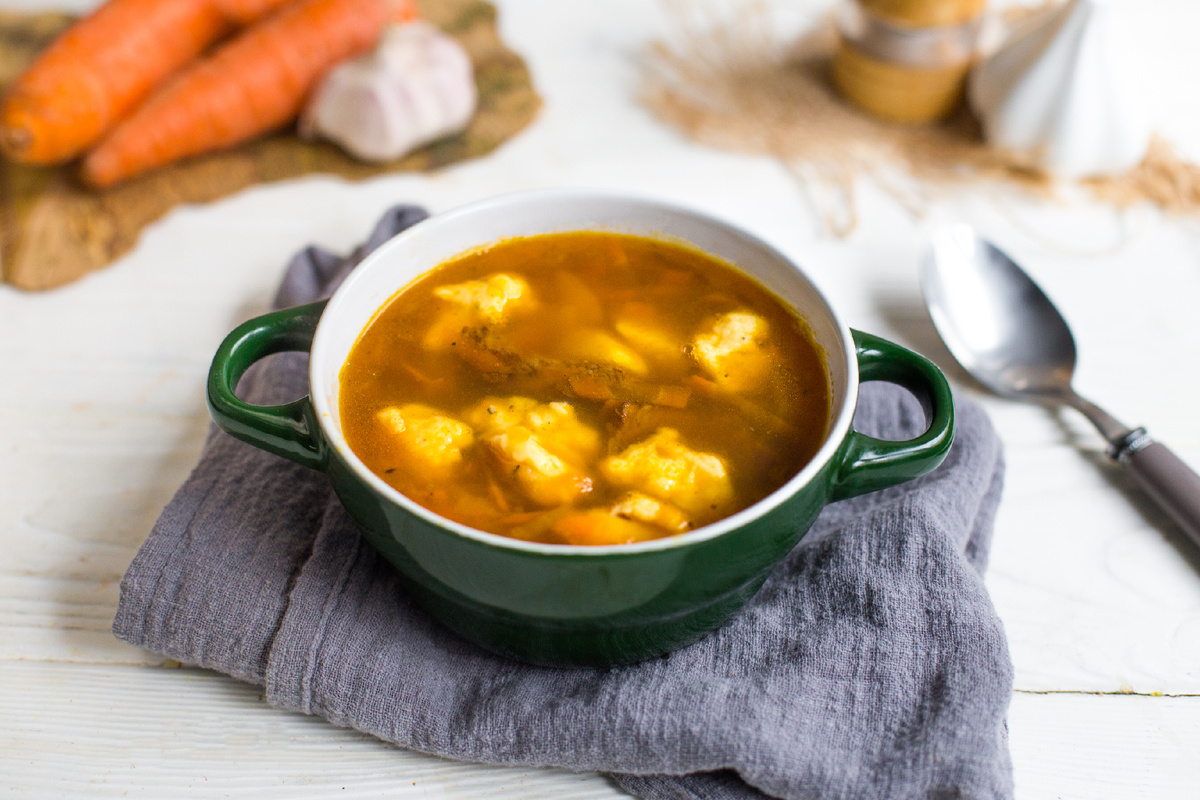 Ароматный суп с галушками и говядиной: секреты приготовления