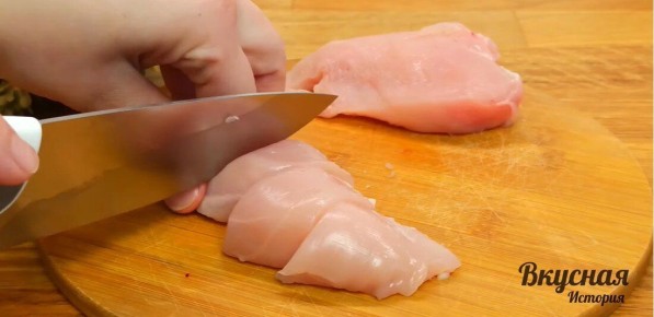 Вкусный и полезный завтрак: пицца без теста, которая понравится всем