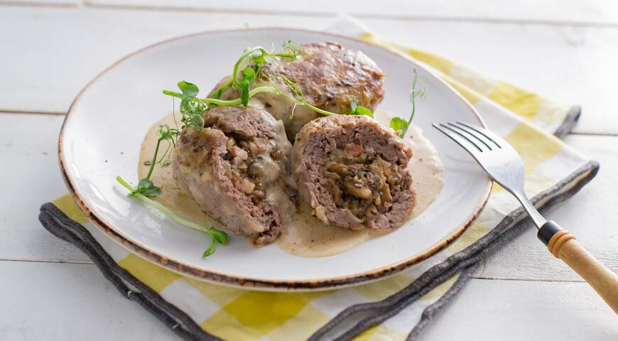 Зразы с грибами а-ля Нельсон: гастрономический секрет Александра Блока