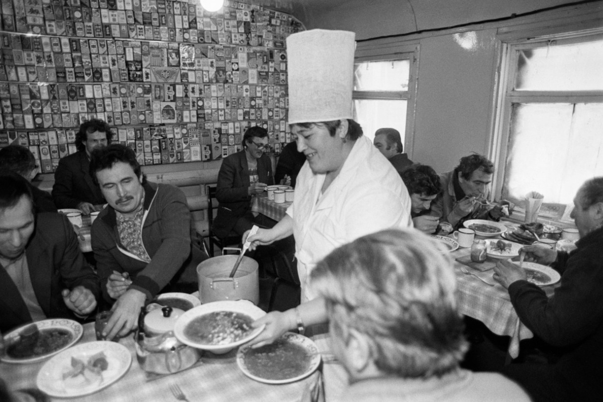 Возвращение советского вкуса: почему блюда из столовых снова в тренде