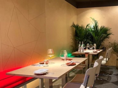 Фанера как основной элемент дизайна: успех ресторана в Пекине