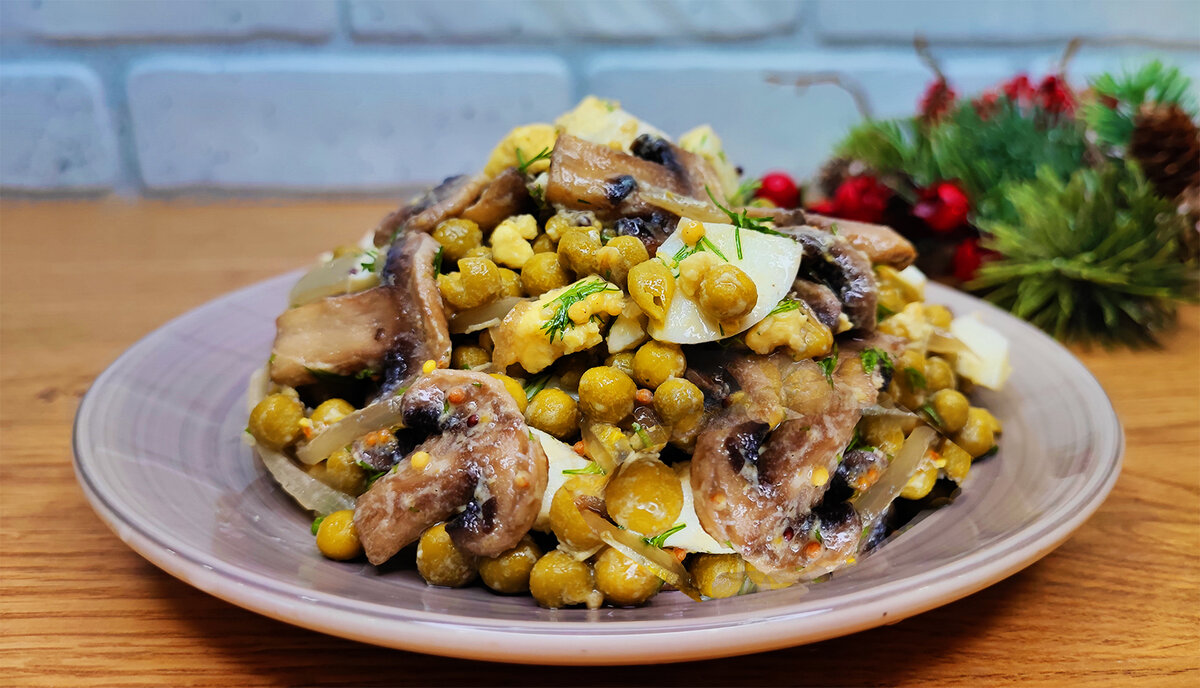 Вдохновляющий рецепт простого грибного салата для всей семьи