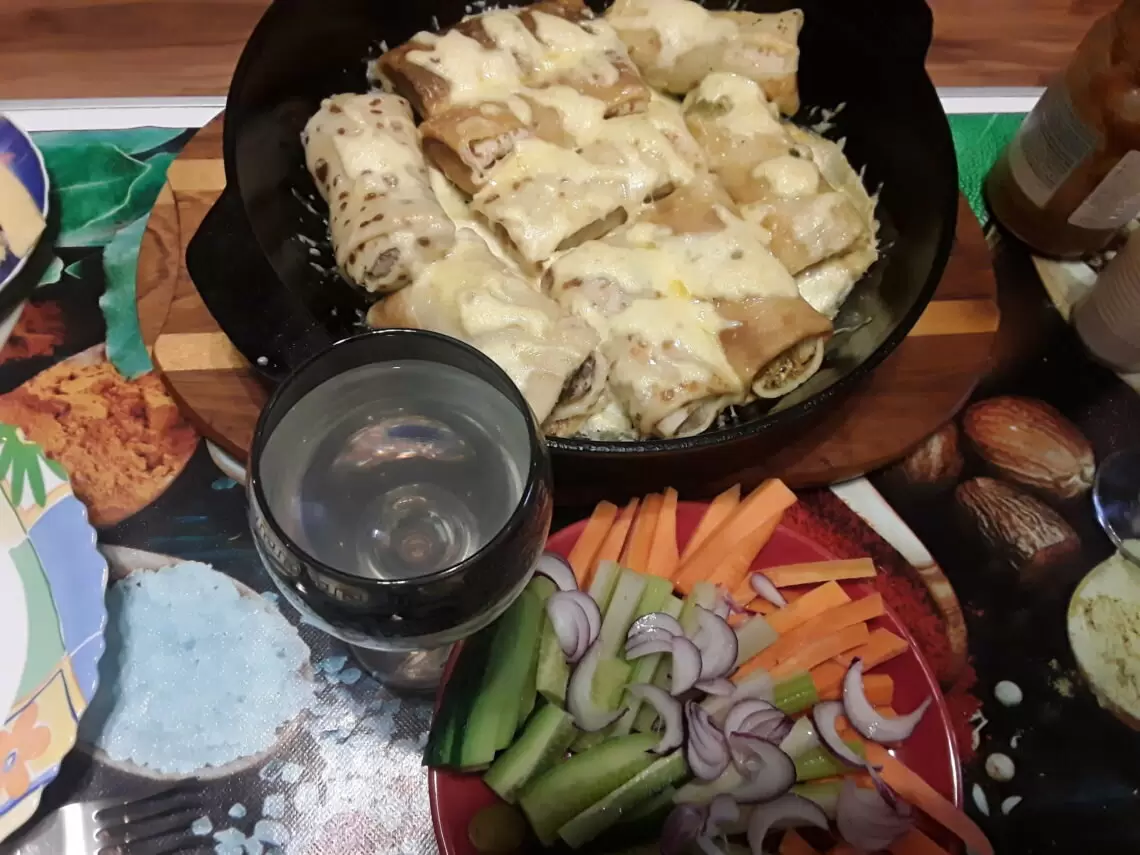 Фаршированные блины: оригинальные рецепты для увлекательного ужина