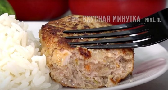 Летние котлеты: секрет сочности и нежности в одном рецепте