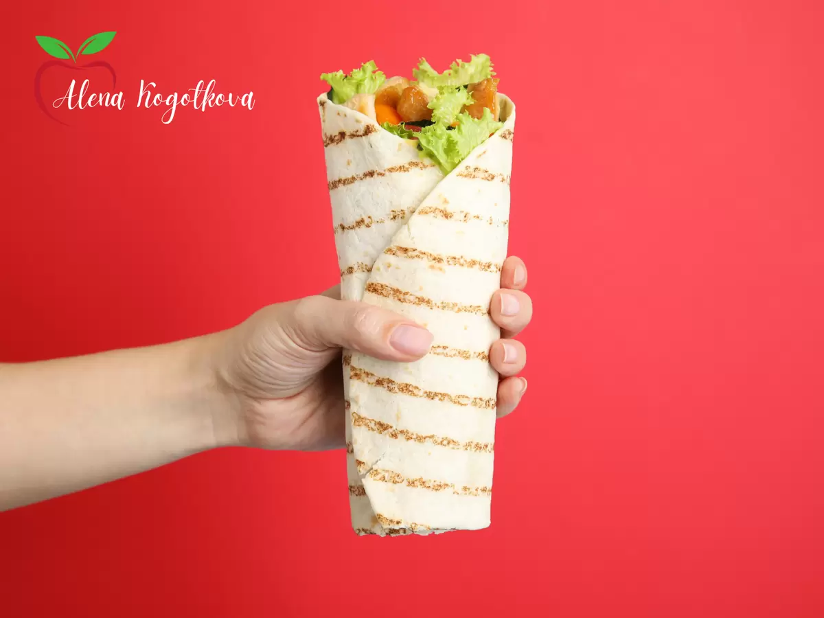 Шаурма под микроскопом: что на самом деле скрывает популярный фастфуд?