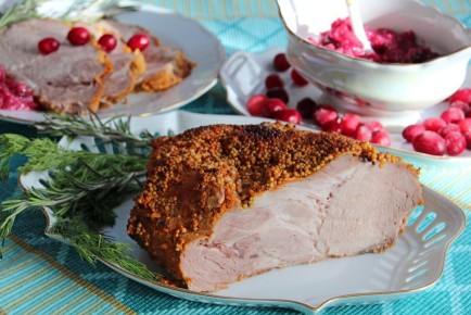 Сочное блюдо для настоящих мужчин: свинина в горчичной корочке