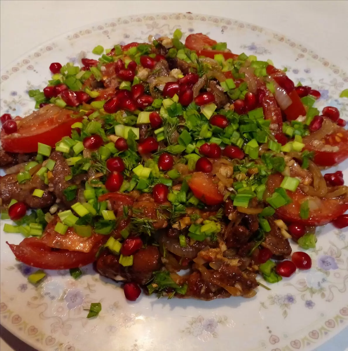 Салат с куриной печенью: идеальное блюдо для праздников