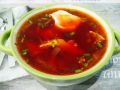 Нежный красный борщ: классика домашней кухни