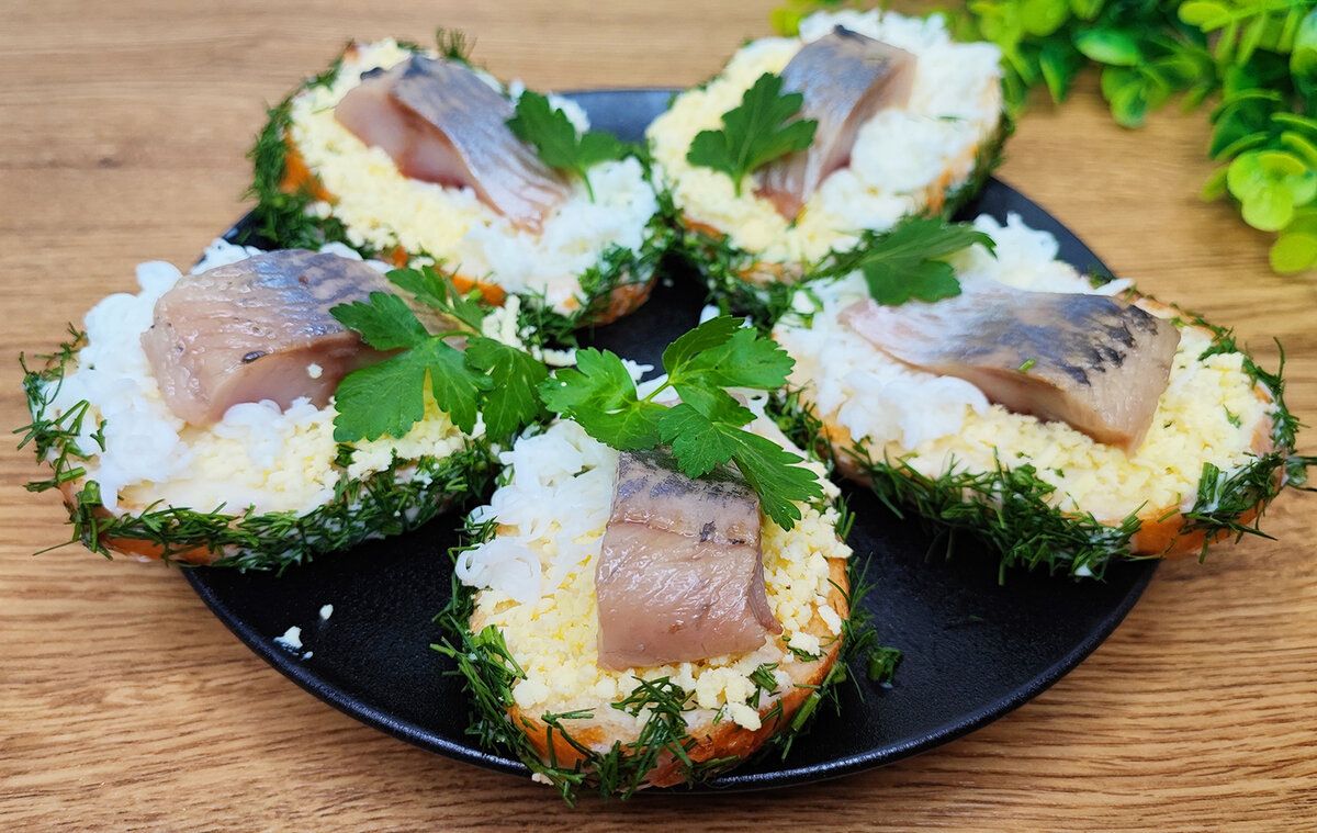 Как приготовить купеческие бутерброды: быстро, вкусно и эффектно для праздничного стола