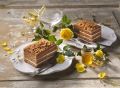 Почему медовик — настоящая находка на сладком столе?
